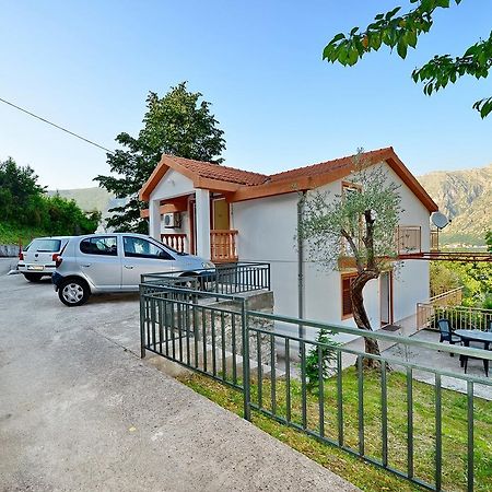 Apartmani Prcanj コトル エクステリア 写真
