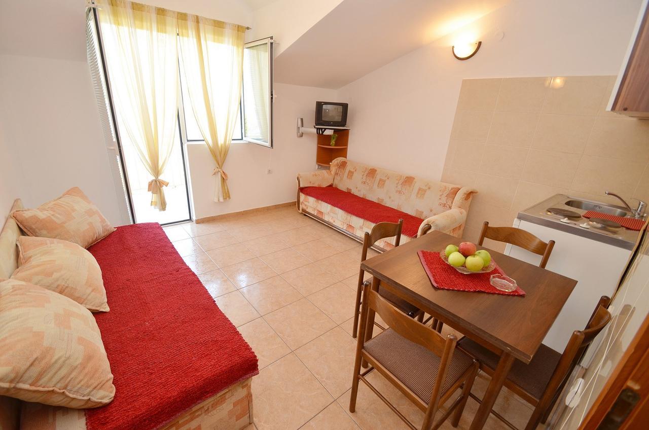 Apartmani Prcanj コトル エクステリア 写真