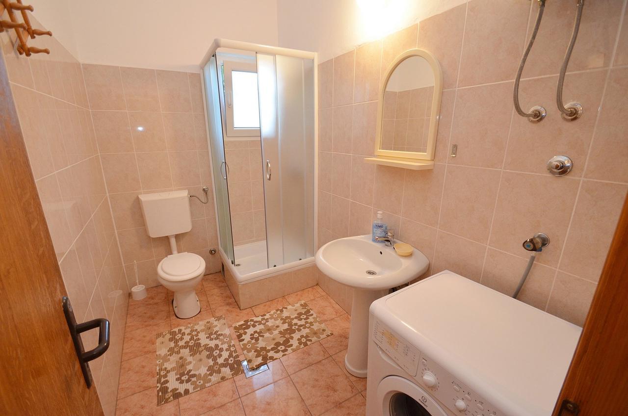 Apartmani Prcanj コトル エクステリア 写真